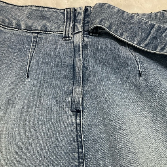 NWT Juicy Couture Size 29  Med Wash Denim Midi Cargo/Nomad Skirt W/ Belt - Picture 9 of 12